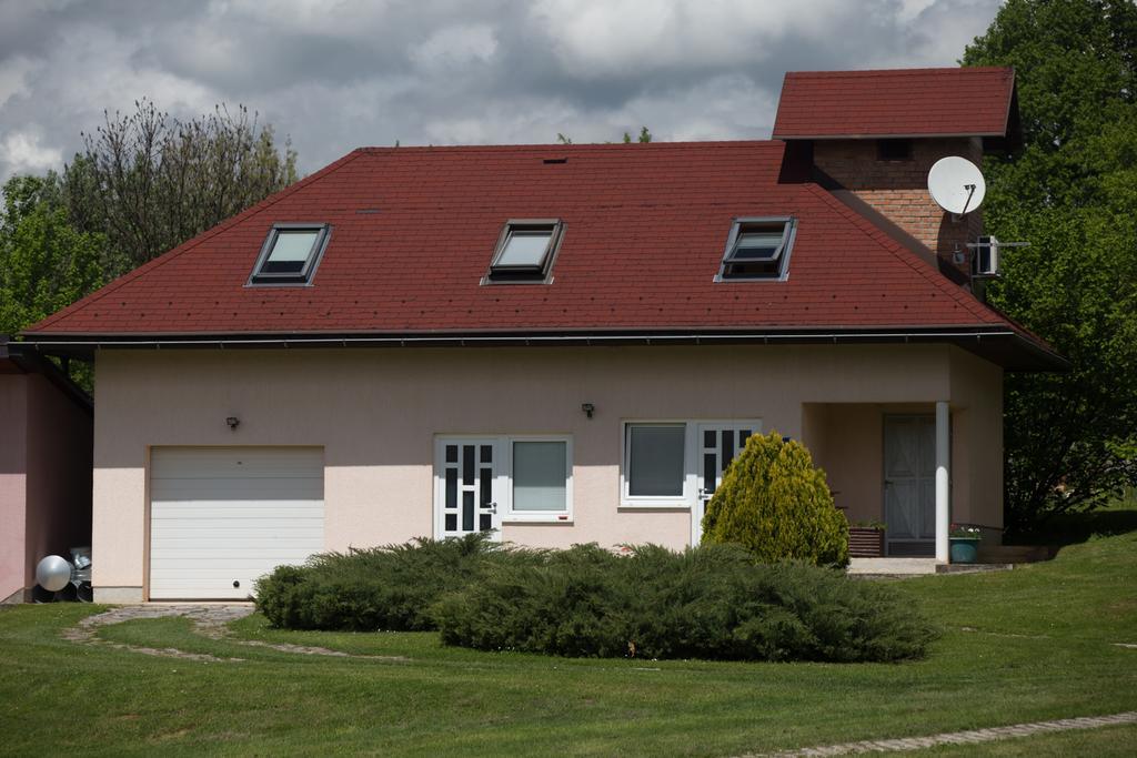 Apartment Oreskovic Otočac Zewnętrze zdjęcie