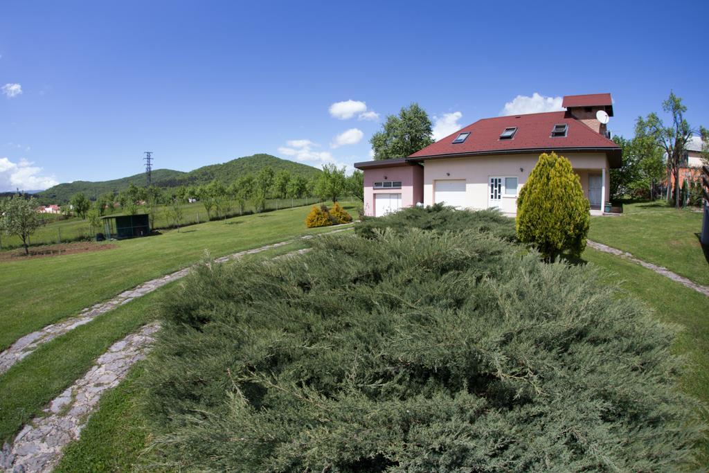 Apartment Oreskovic Otočac Zewnętrze zdjęcie