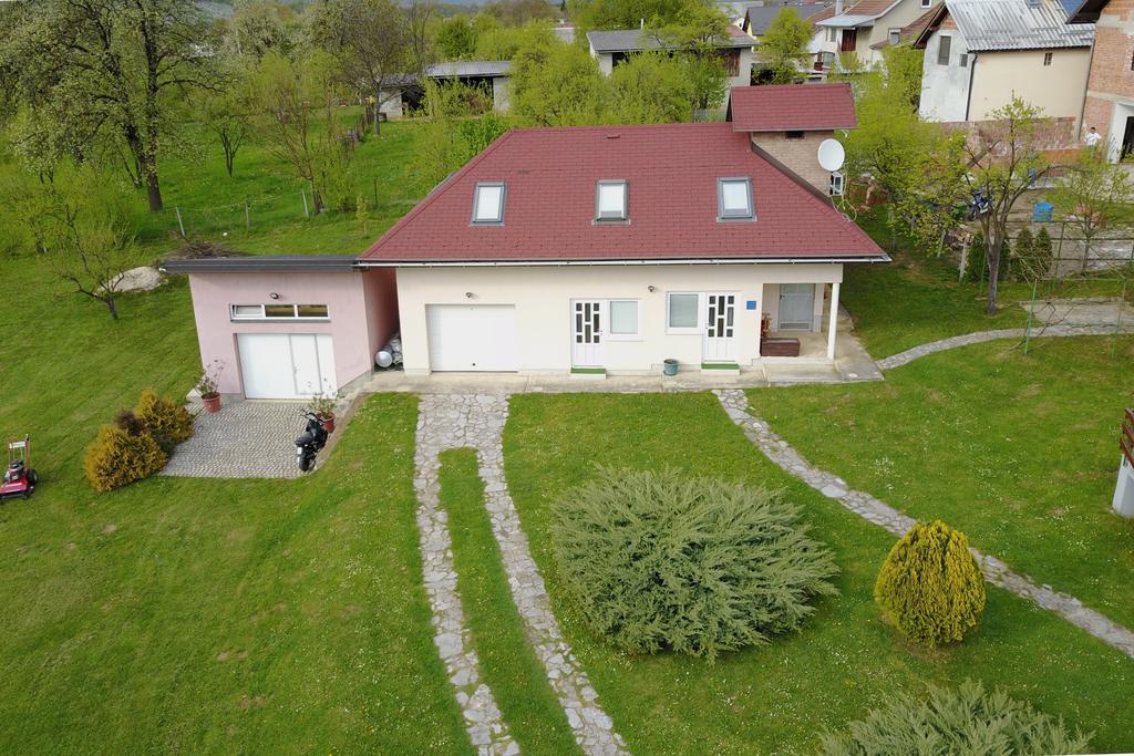 Apartment Oreskovic Otočac Zewnętrze zdjęcie
