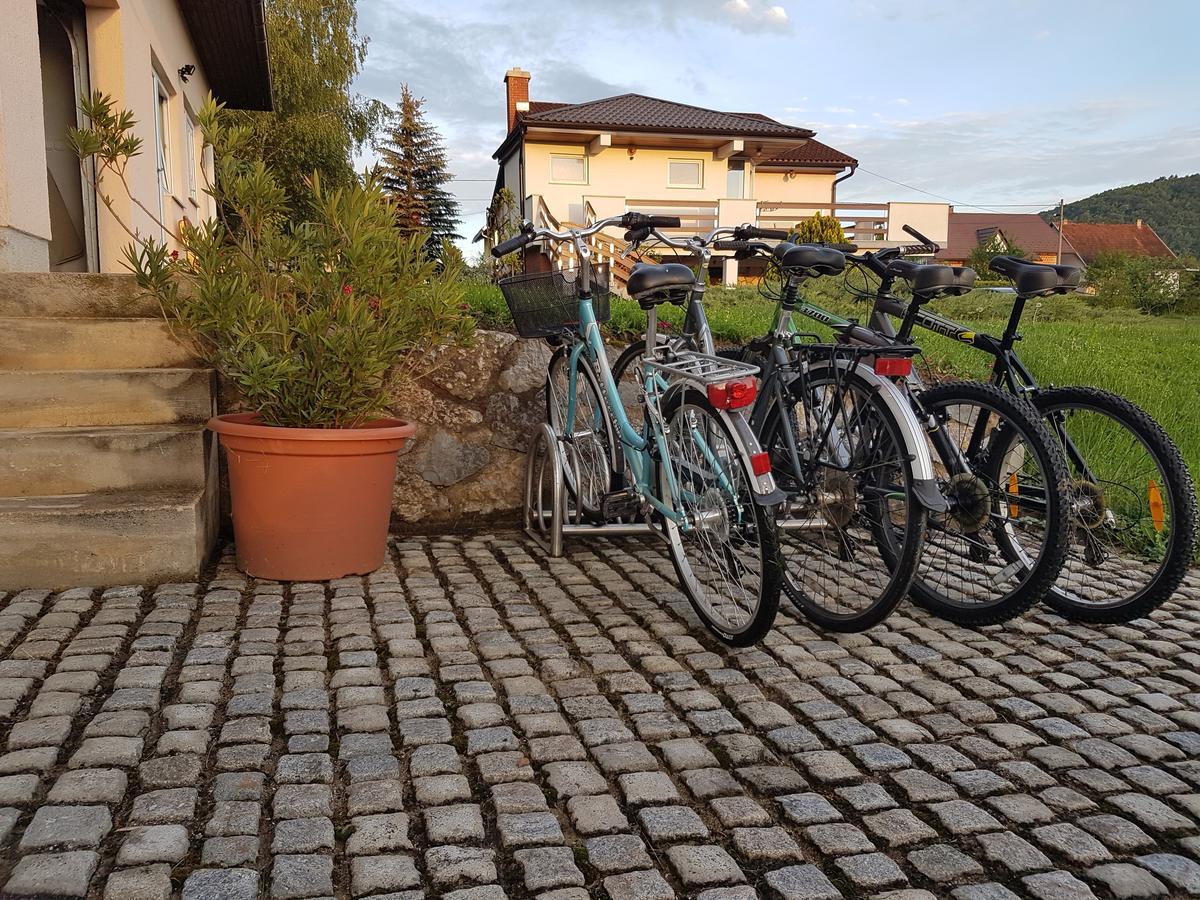Apartment Oreskovic Otočac Zewnętrze zdjęcie
